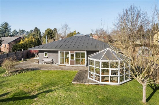 Pris sat ned med 10.000.000 kr. på Birkerød Kongevej 16