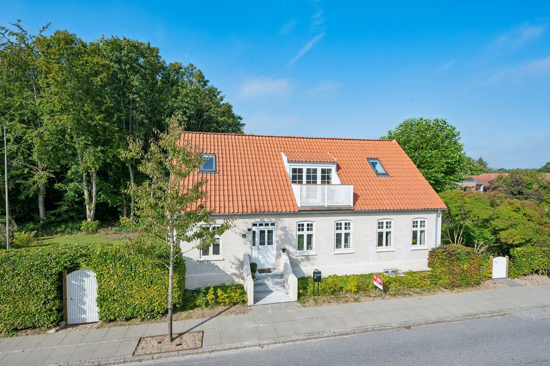 Drømmer du om luksus? For 5,0  mio. kroner er Beder Landevej 62 kommet til salg - Se den og de dyreste boliger til salg her