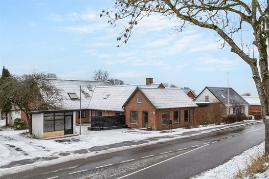 Tulstrupvej 10 er til salg for kun 1.395.000 kr.: Se de billigste boliger til salg i Malling her