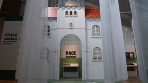 Oplev udstillingen Slotte til idioter på Kulturmuseet