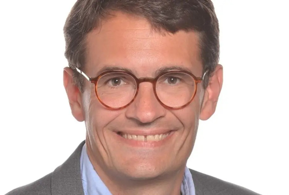 Peter Fogde Mikkelsen tiltræder som ny skolechef i Skive Kommune med fokus på trivsel og udvikling