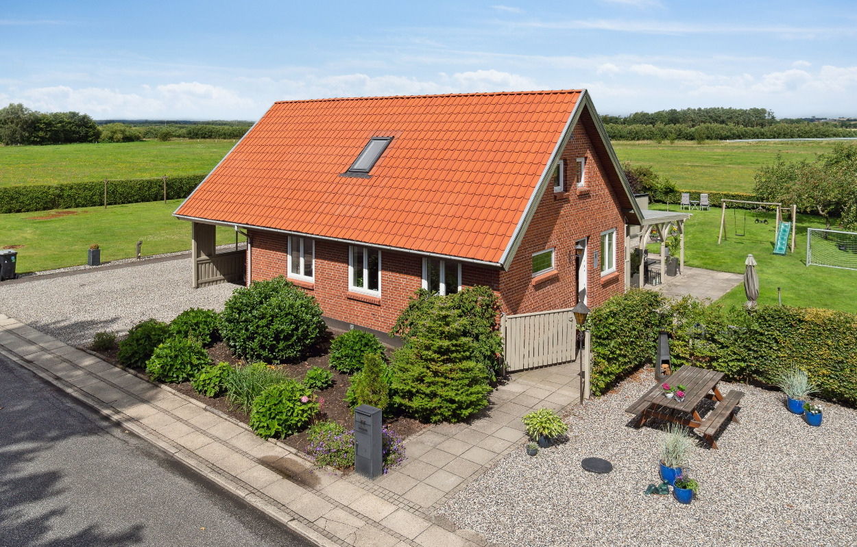Velholdt familievilla i Fårup netop nedsat med kr. 100.000!
