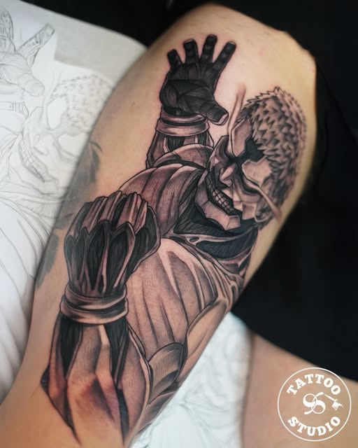Tattoo Studio 96 Aarhus viser Panser-Titanen fra Attack on Titan som tatovering