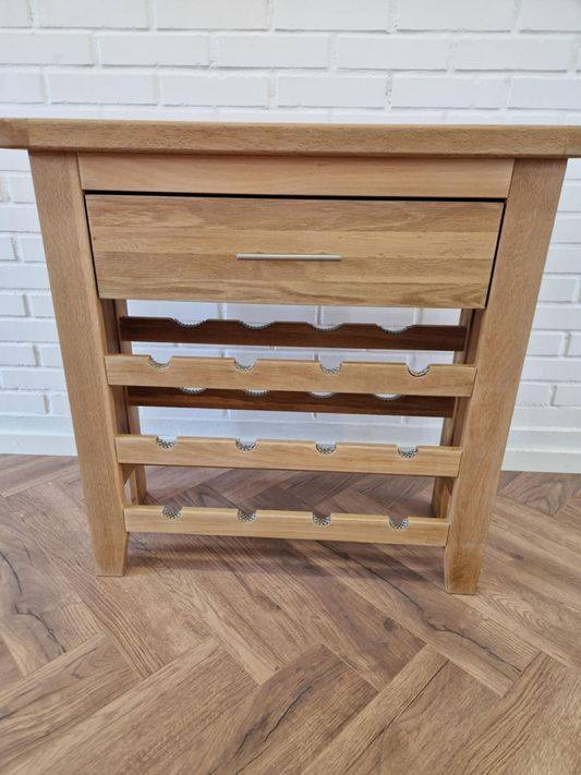 Hovelind Møbler tilbyder klargjorte brugte møbler klar til afhentning eller levering