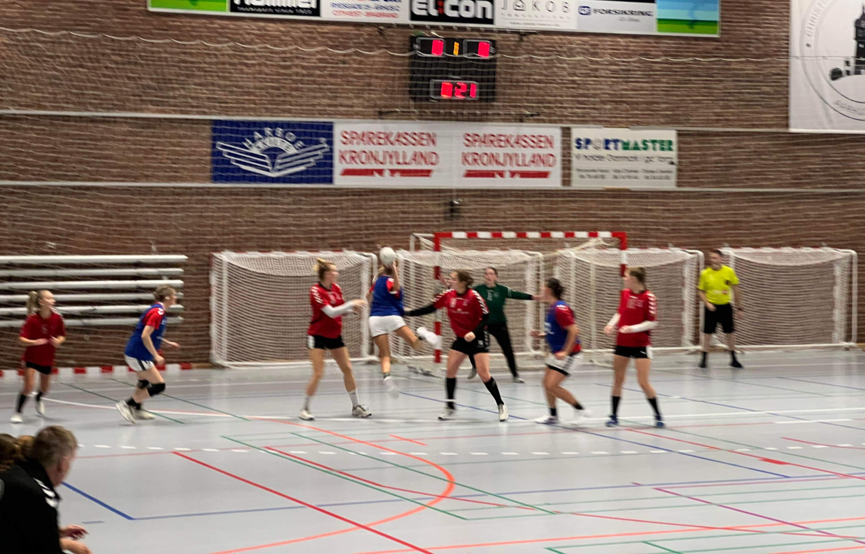 Kristrup Boldklub-pigerne sled og slæbte sejren hjem