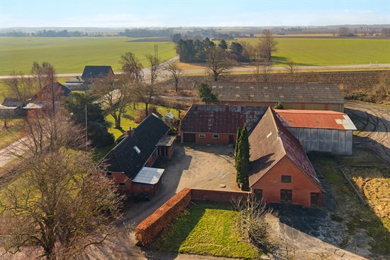 Luksusbolig netop kommet til salg i Holeby: Se hvad du skal smide for Holebys dyreste adresser her