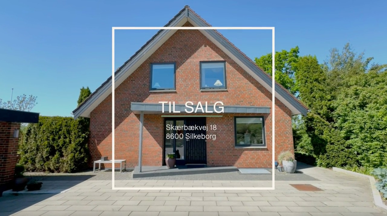 Lokalbolig Silkeborg præsenterer villa med fantastisk udsigt på Skærbækvej 18