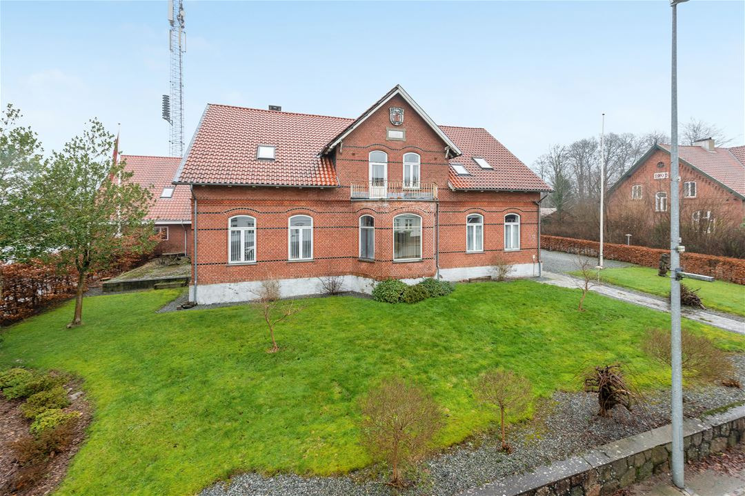 Top 6 over dyreste boliger til salg i Rødding. Priser op til 4.875.000 kr