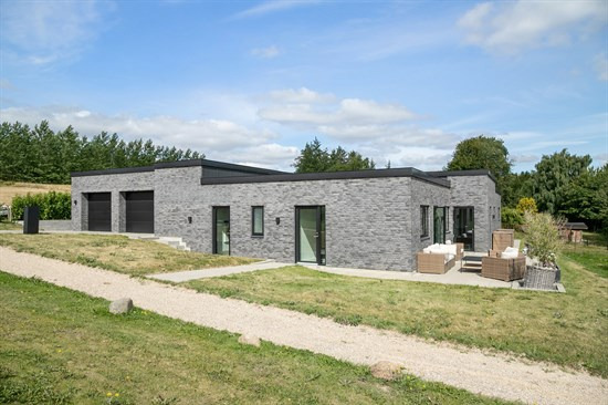 Hesselholt Skovhuse 75 og 2 andre boliger er kommet til salg denne uge i Arden - se boligerne her.