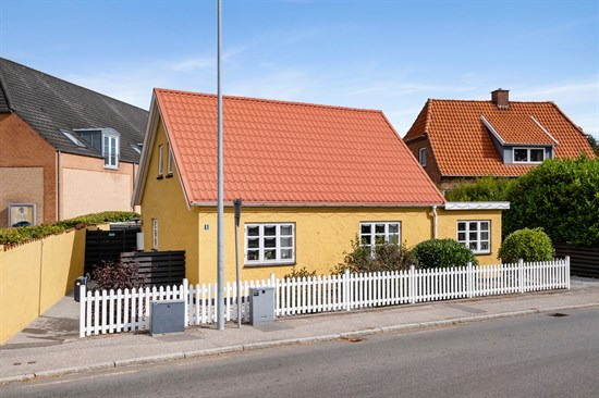 Store Lyngbyvej 21 er til salg for kun 1.395.000 kr.: Se de billigste boliger til salg i Skævinge her