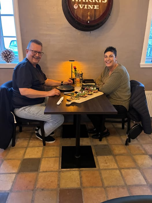 Restaurant Holger fejrer konkurrencevinder med smørrebrød 