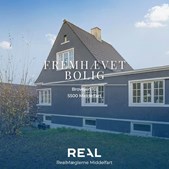 Ny murermestervilla til salg i Middelfart med stor garage