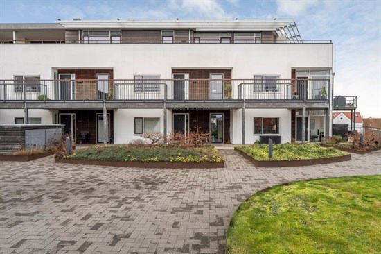 Trollesvej 4 og 1 anden boliger er kommet til salg denne uge i Hillerød - se boligerne her.