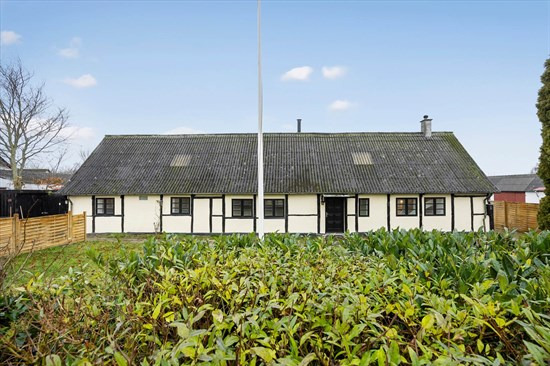 Hovedgaden 50 er til salg for kun 845.000 kr.: Se de billigste boliger til salg i Mørkøv her