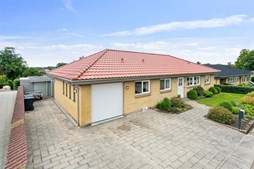 Til salg hos WESTERGAARD BOLIG: Fin villa på attraktiv beliggenhed i nordbyen