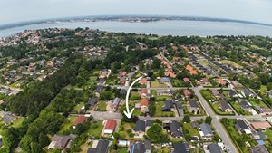 Til salg hos RealMæglerne Middelfart: Gennemført villa i attraktive Strib