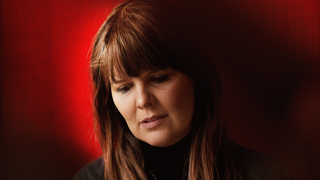 Kajsa Vala bringer intimitet til Skanderborg med "Helt Tæt På"-tour