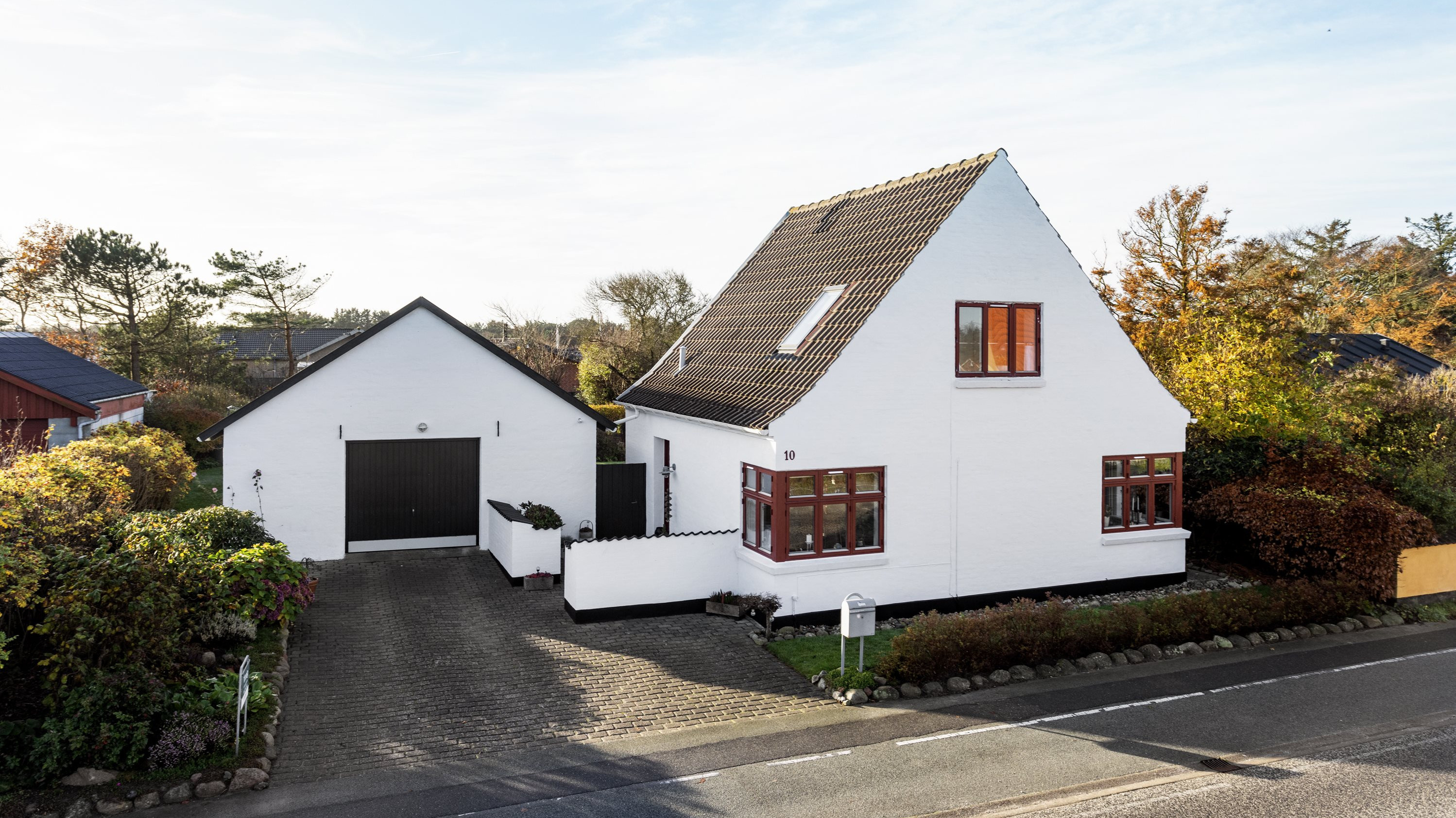 Indbydende villa med skøn beliggenhed i charmerende Lønstrup