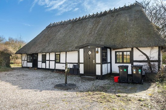 Møllevej 5 er til salg for kun 395.000 kr.: Se de billigste boliger til salg i Holeby her