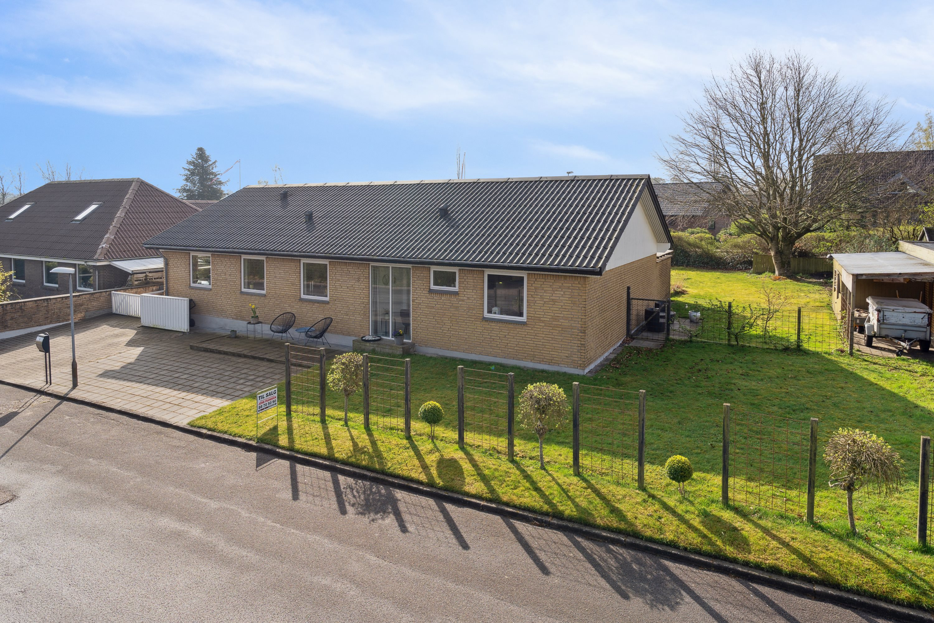 Til salg hos John Frandsen Ikast: Blåbærtoften 3, 7430 Ikast