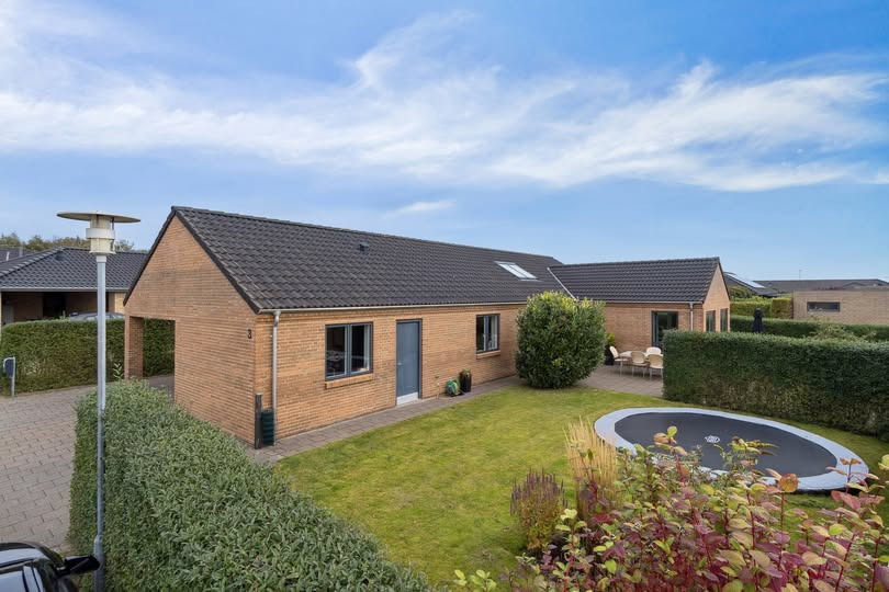 John Frandsen Herning tilbyder moderne villa i Tjørring