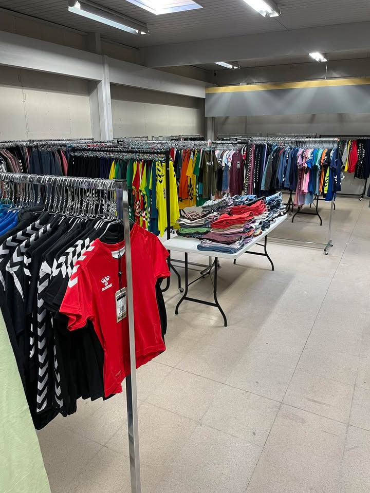 Lagersalg.com annoncerer MaMaMes store børnetøjslagersalg i Skødstrup