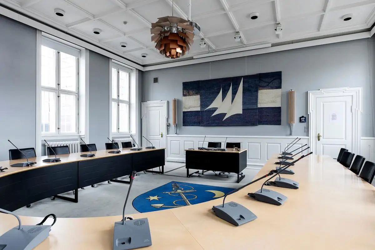 Tilmelding nødvendig til Struer Kommunes grundlovsceremoni for nye statsborgere i september