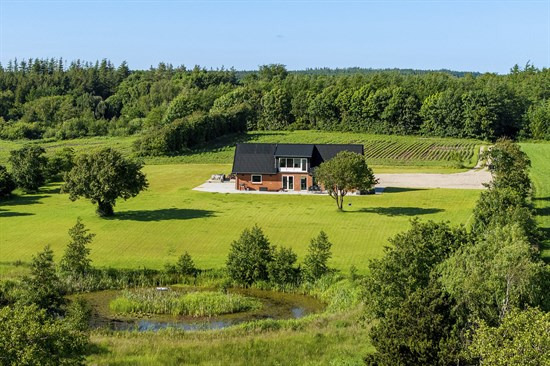 Ålvej 11 og 2 andre boliger er kommet til salg denne uge i Vinderup - se boligerne her.