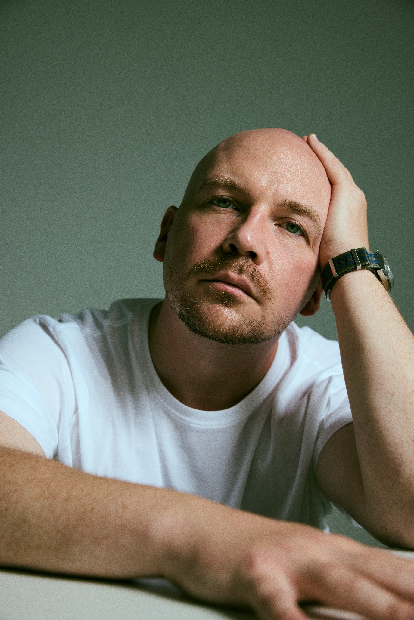 Morten Pape præsenterer sin nye roman "Nøglebarn" på Vejle Bibliotek