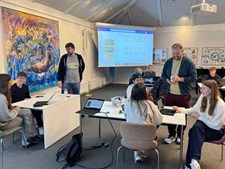 Ny teknologisk trend i Vallensbæk Kommune: Kunstig intelligens indtager skoleskemaet