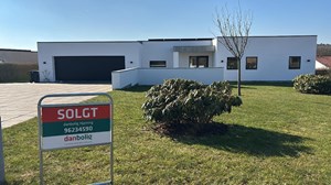 Danbolig Hjørring fejrer forårssalg og sender tillykke til nye husejere