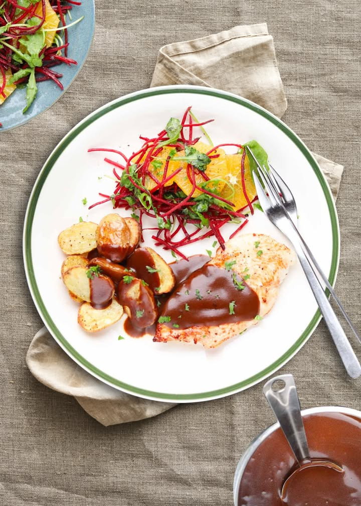 Nem og budgetvenlig madplan fra Rema1000 Gærumvej: Ugens lækre retter og opskrifter