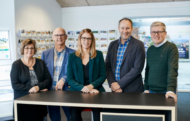 Lokal mægler-duo realiserer naturskønne boligdrømme 