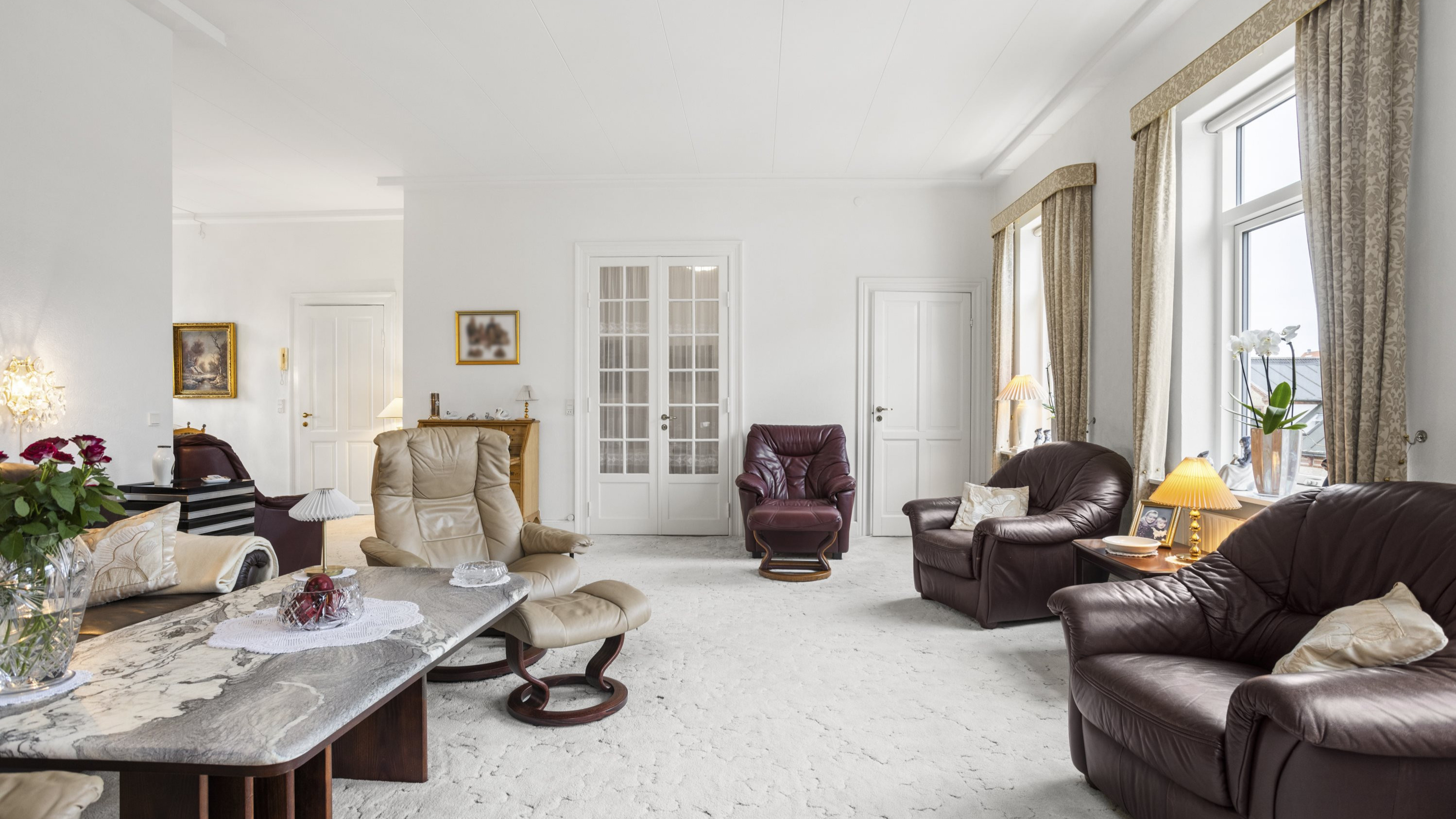 Lys og velindrettet ejerlejlighed i hjertet af Hjørring