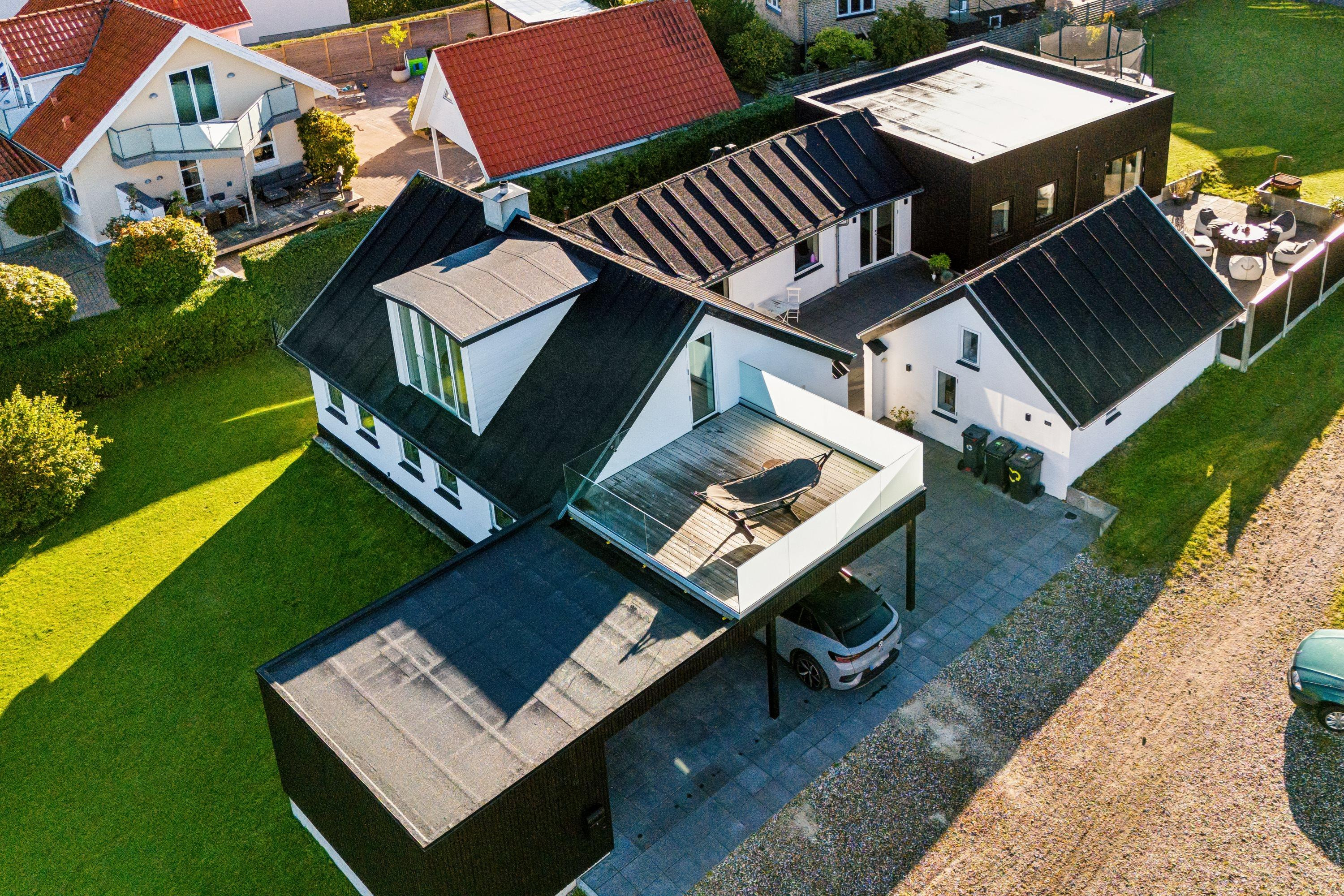 Til salg hos Ejendomsmæglerne Hansen & Thoft: Rummelig og renoveret villa i Frejlev