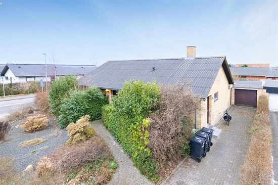 Langørvej 19 er til salg for kun 1.698.000 kr.: Se de billigste boliger til salg i Tilst her