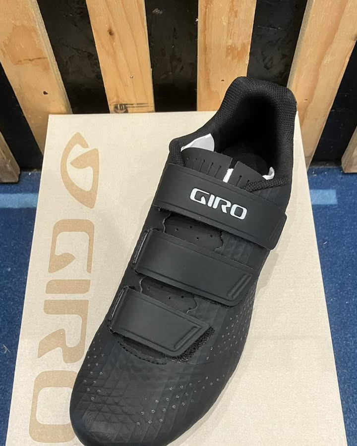 Sæby cykler tilbyder Giro Stylus sko til kun 500 kr. spar 299 kr.