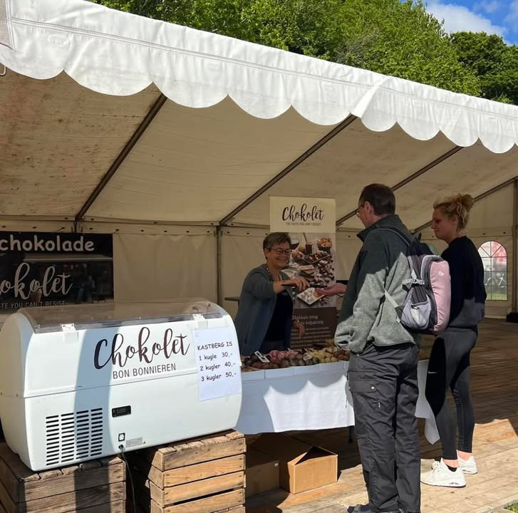 Chokolet tilbyder smagsprøver til skivemoedet fredag og lørdag