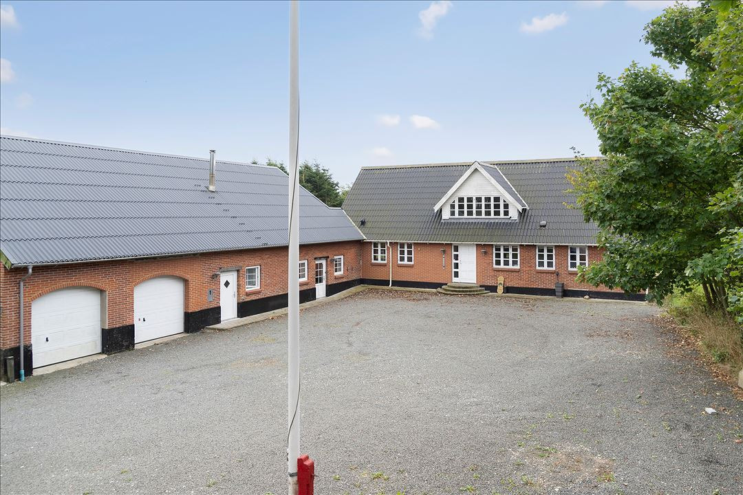 Til salg hos EDC Hurup Thy: Velindrettet landvilla nær Bedsted