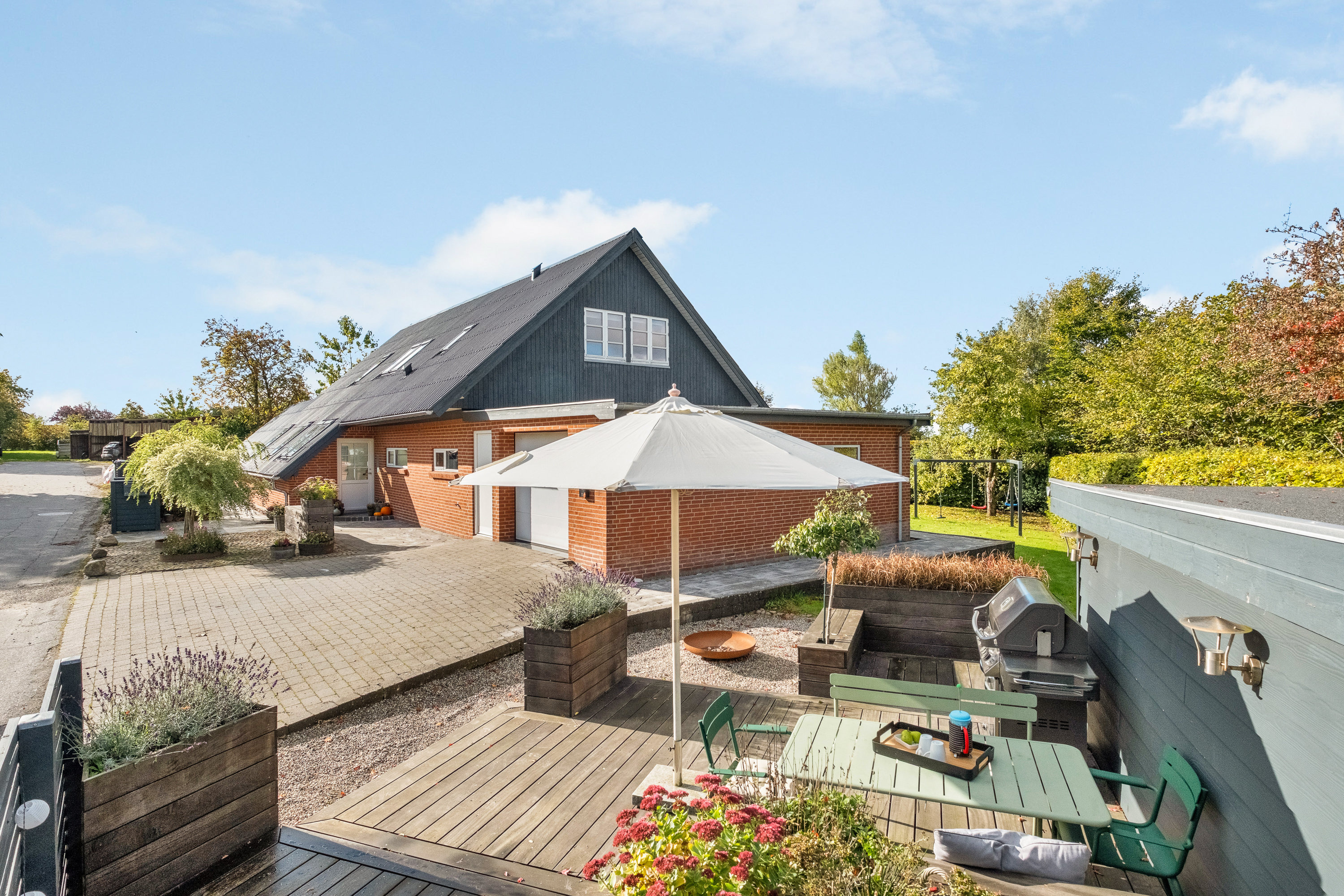 Brunesvej 10 og 9 andre boliger er kommet til salg denne uge i Skanderborg - se boligerne her.