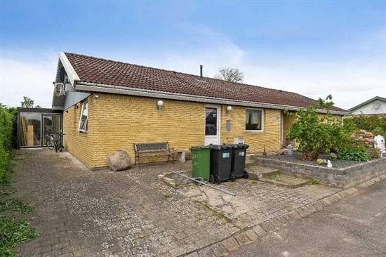 Agerfløjen 13 og 1 anden boliger er kommet til salg denne uge i Viby Sjælland - se boligerne her.