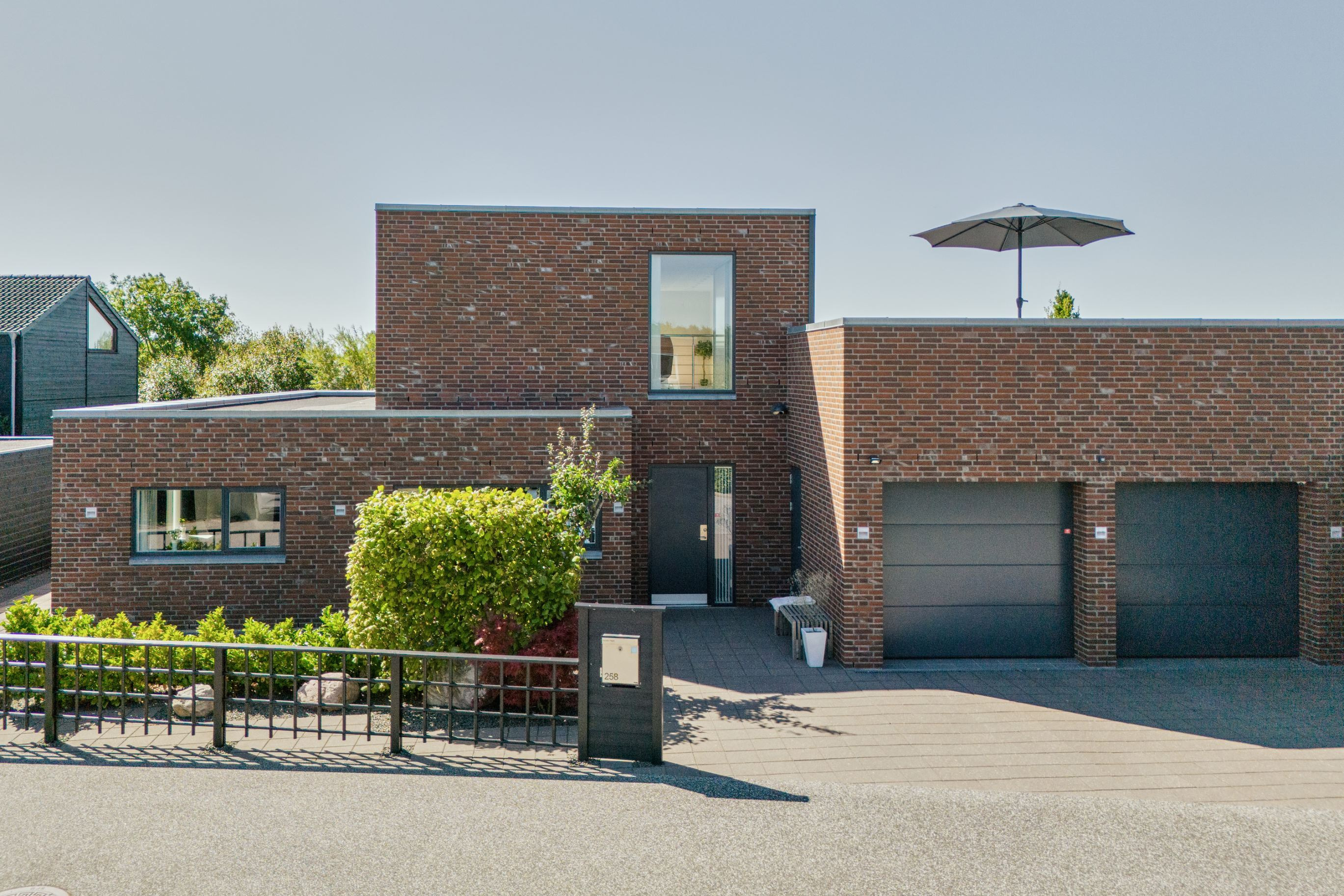 Nymarks Allé 258 til salg for 7,2  mio. kroner - Se 5 andre boliger til salg i Mårslet