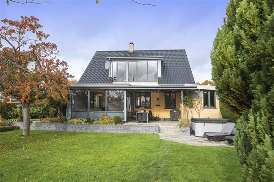 Top 6 over dyreste boliger til salg i Skovlunde. Priser op til 12.495.000 kr