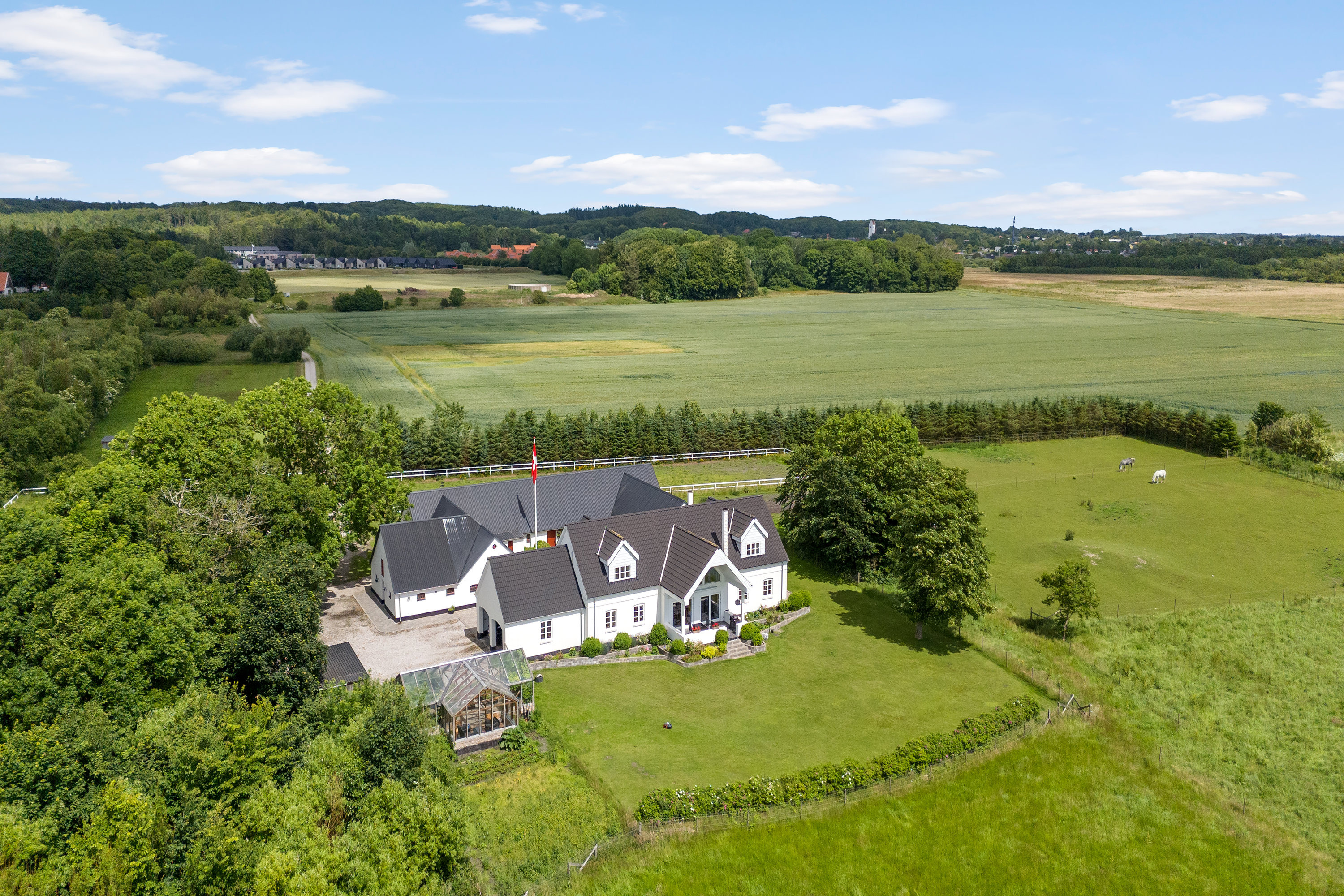 Top 6 over dyreste boliger til salg i Vodskov. Priser op til 17.995.000 kr