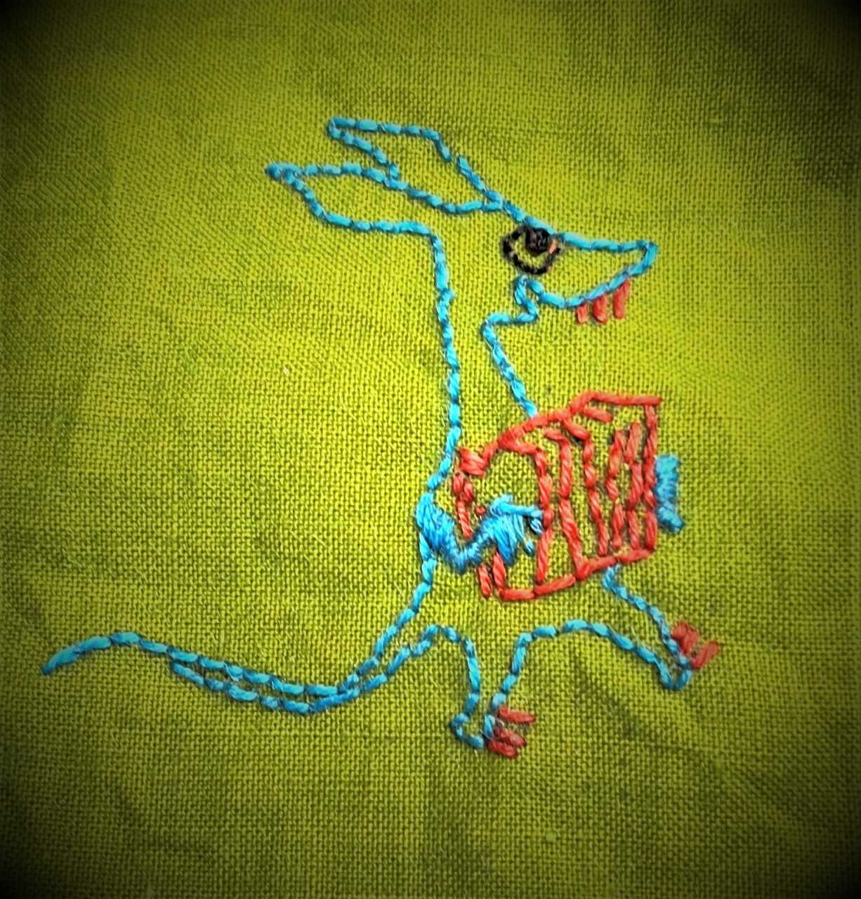 Brodér et bogmærke: Kreative timer på Ishøj Bibliotek