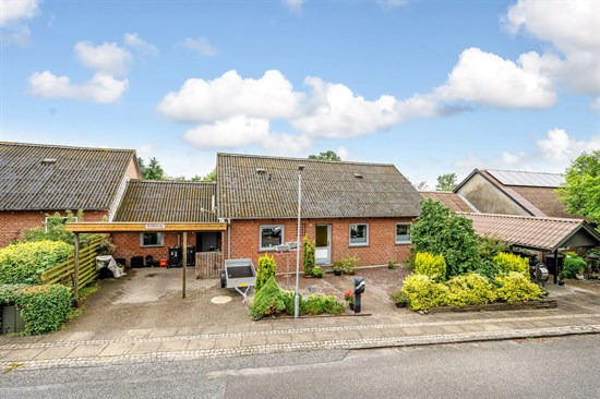 Pris sat ned med 2.950.000 kr. på Herningvej 4