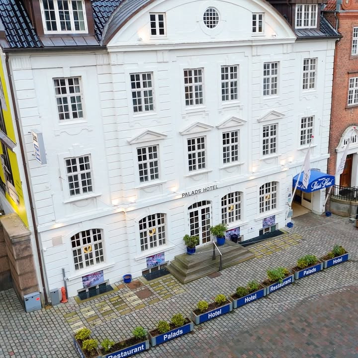 Palads Hotel Viborg tilbyder luksusfaciliteter og gratis adgang til PureGym og Viborg Svømmehal