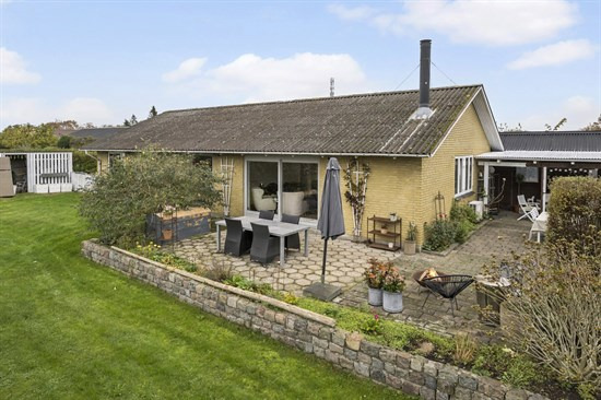 Violvej 28 til salg for 1,5  mio. kroner - Se 5 andre boliger til salg i Slagelse Kommune