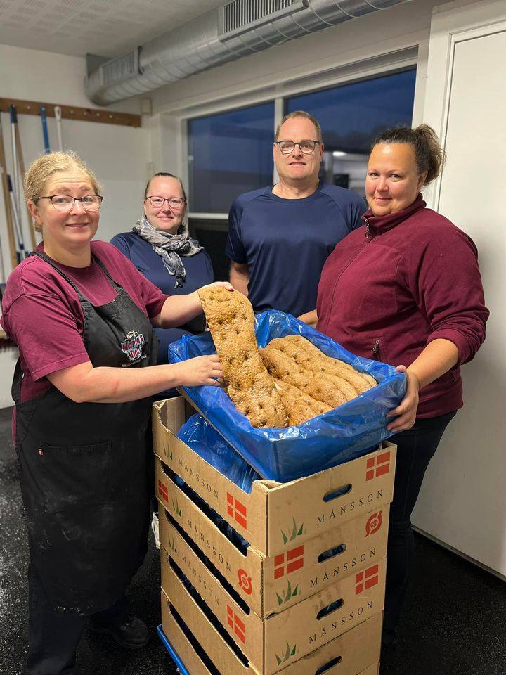 Maria's Deli støtter march mod ensomhed med hjemmebagt sandwichbrød i Ikast