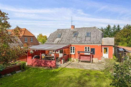 Truust Gade 7 er til salg for kun 695.000 kr.: Se de billigste boliger til salg i Fårvang her